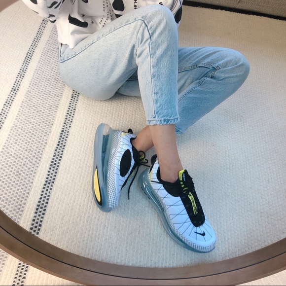 Air max 720 - Picture 13 of 14